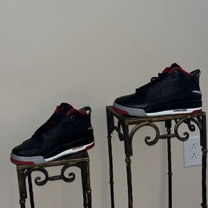 Air Jordan Dub Zero Black, Red, Grey and White Size Boys 6.5Y Women 8M
